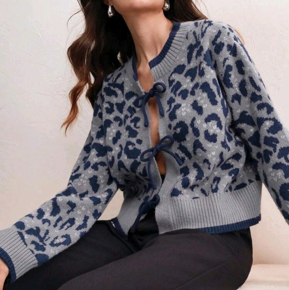 AutumnRoundNeck LongSleeve Leopard Print Tie-Up Knitted Sweater Elegant Cardigan - Picture 3 of 4